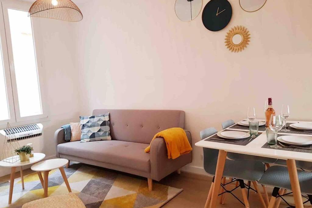 2 Chambres Refait à Neuf, Climatisé, à 2 Min De La Appartamento Nizza